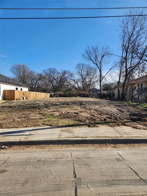 3304 Spring Avenue Dallas TX 75215