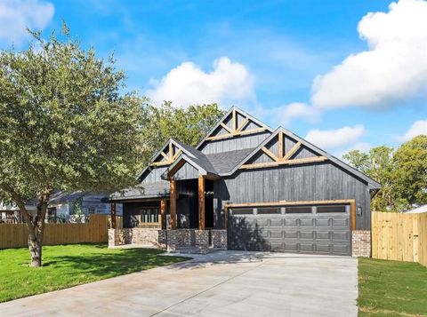 Photo of 3214 NW Loraine Street, Fort Worth, TX 76106 (MLS # 21094176)