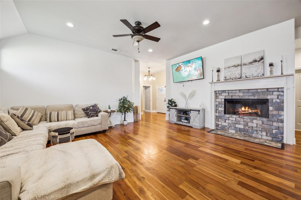 Vue Du Lac Rep - Residential