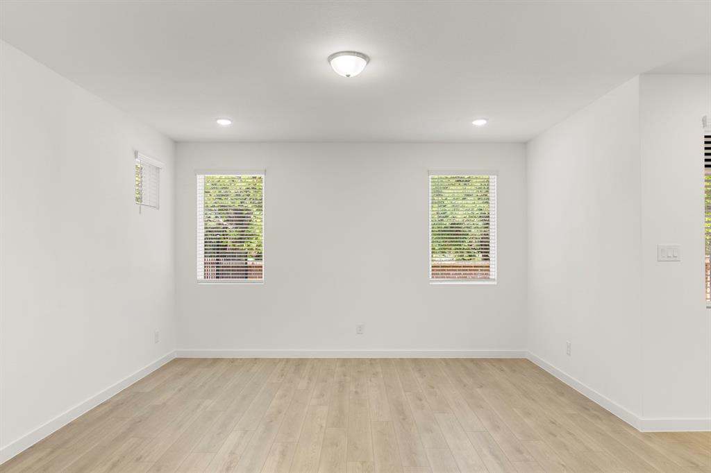 Sereno Oaks at Buckner Terrace - Residential