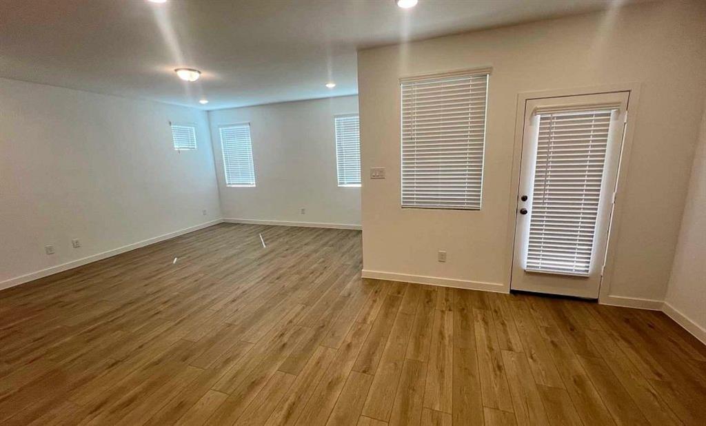 Sereno Oaks at Buckner Terrace - Residential