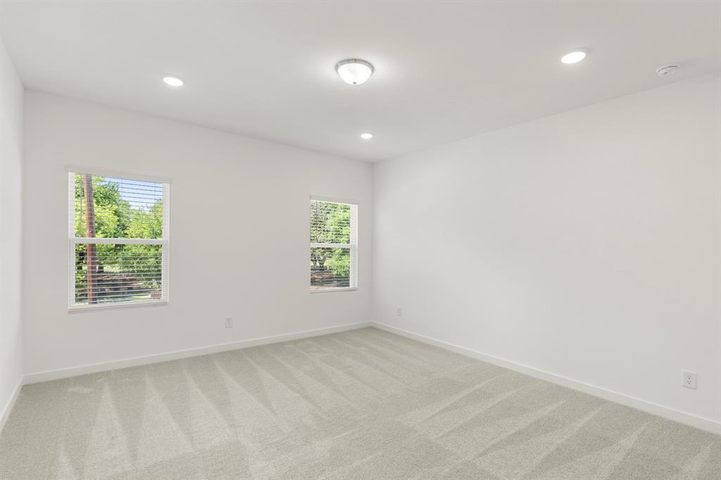 Sereno Oaks at Buckner Terrace - Residential