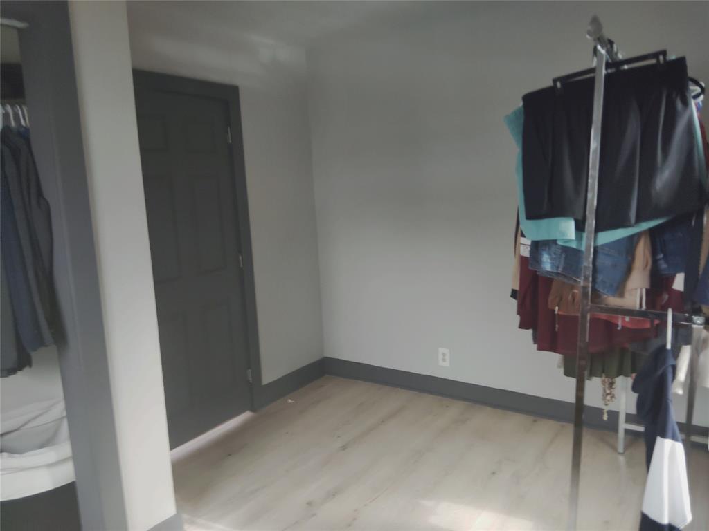 Cedar Crest Bus Center - Residential