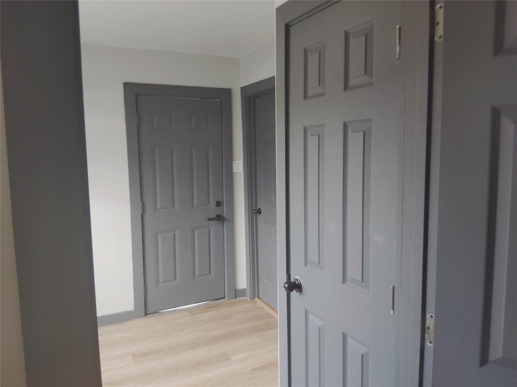 Cedar Crest Bus Center - Residential