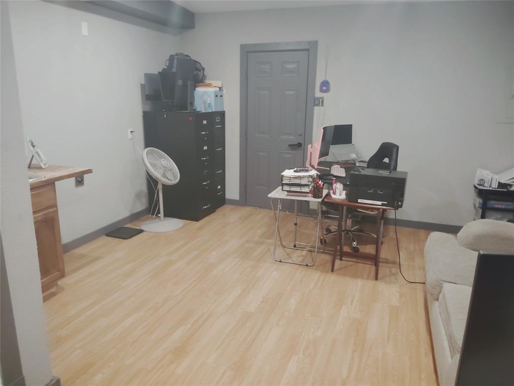 Cedar Crest Bus Center - Residential