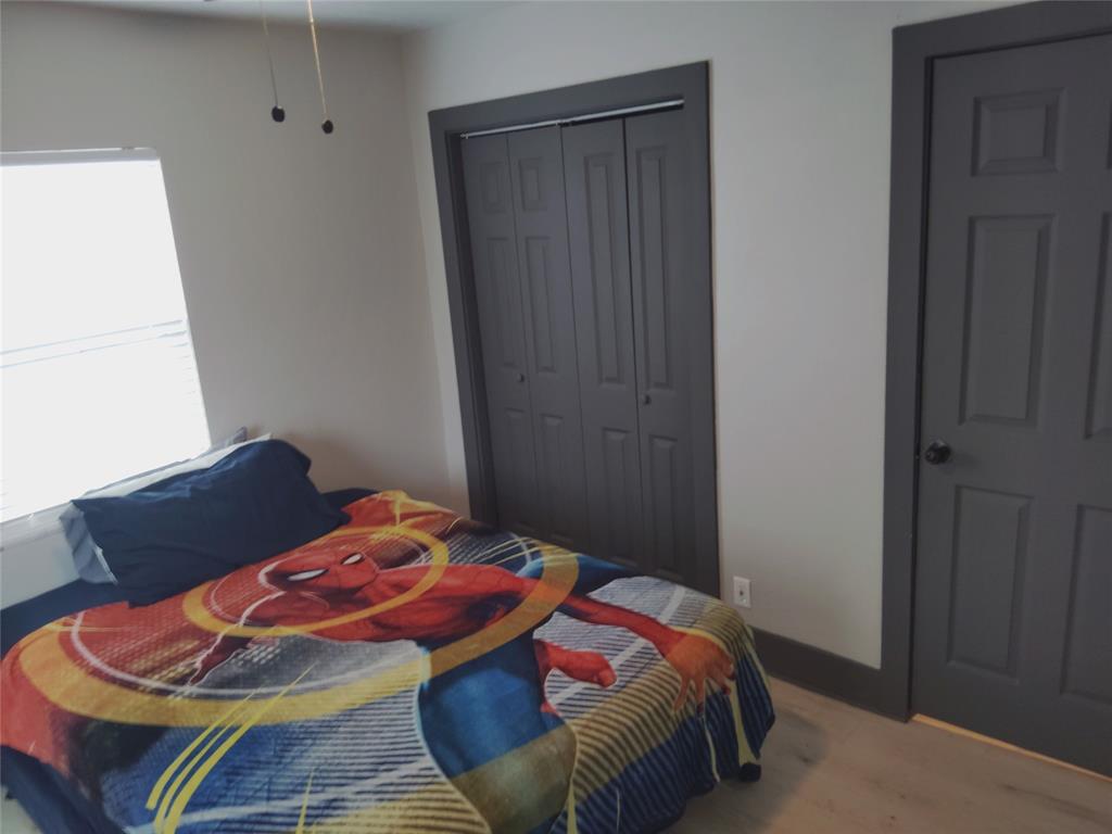 Cedar Crest Bus Center - Residential