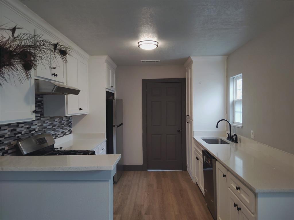 Cedar Crest Bus Center - Residential