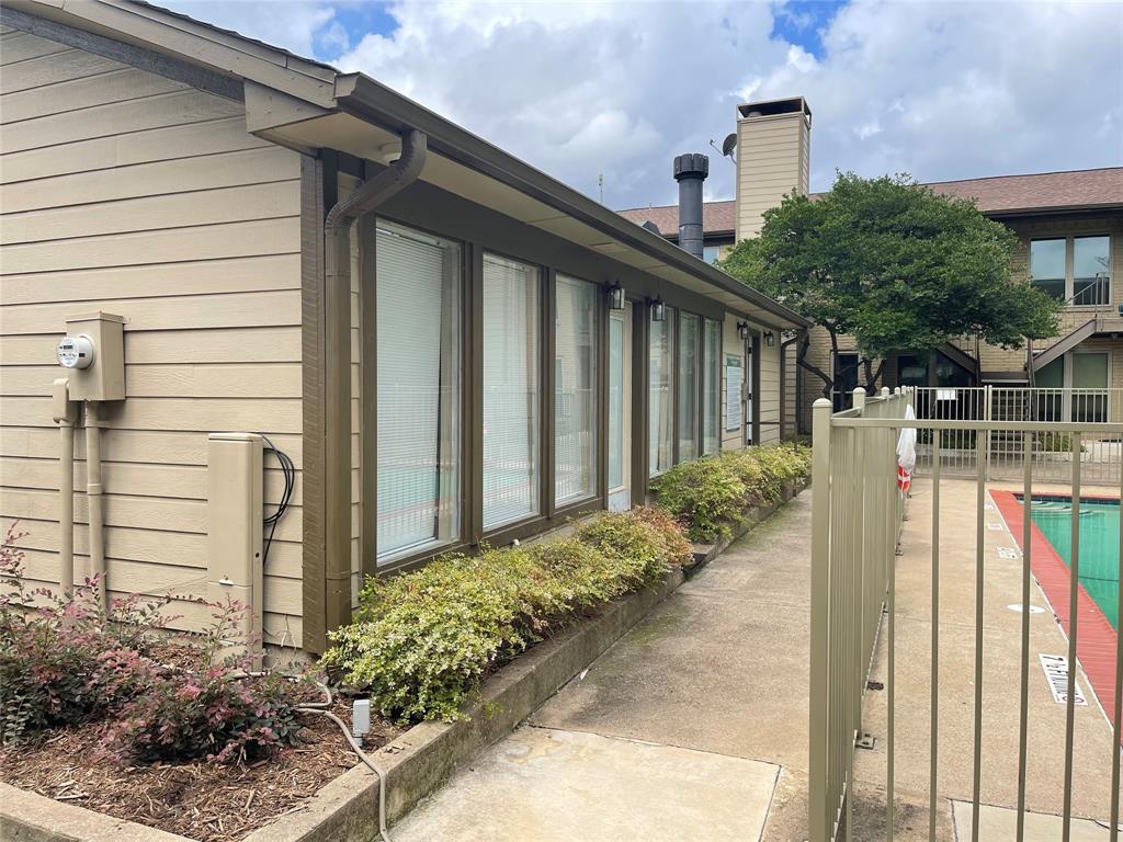 One Steppington Place Condos - Residential