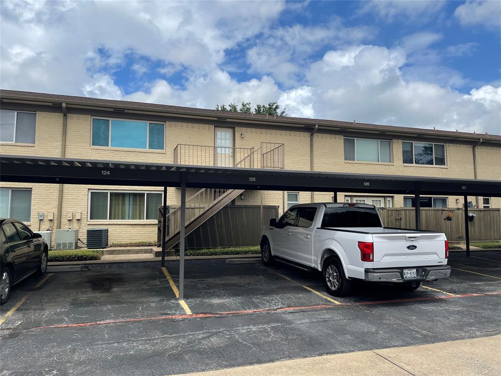 One Steppington Place Condos - Residential