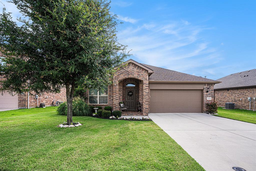 1714 Cross Creek Lane