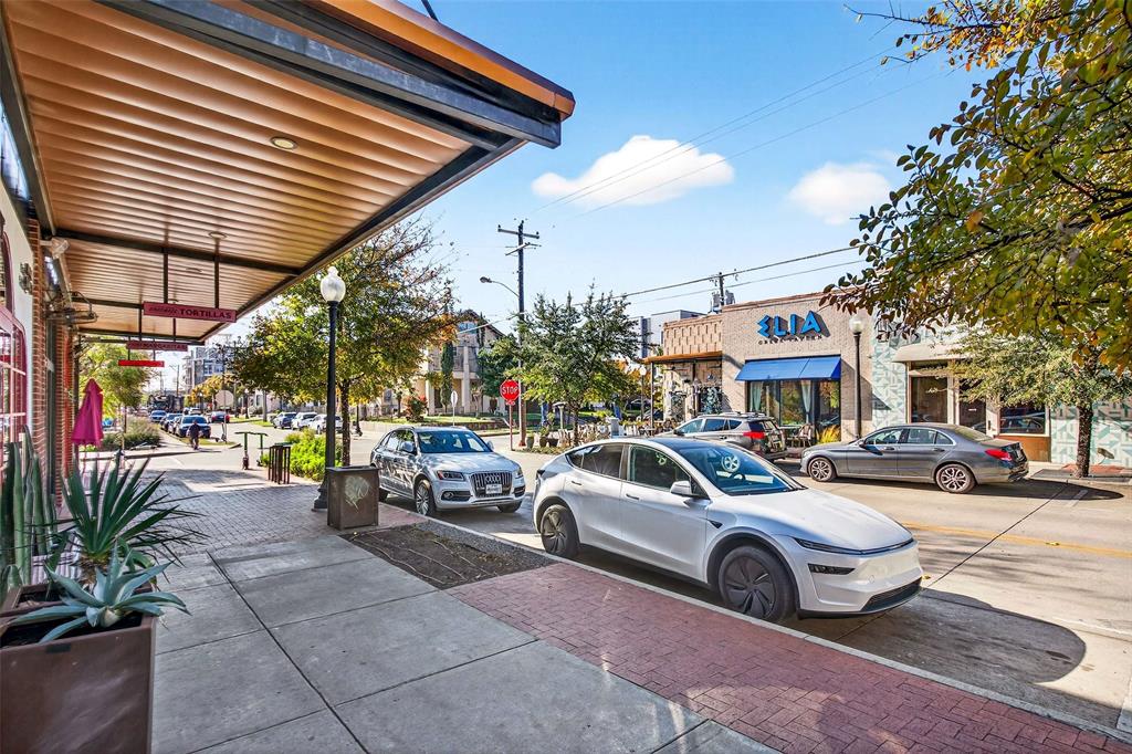 Dallas Land & Loan 02 - Residential