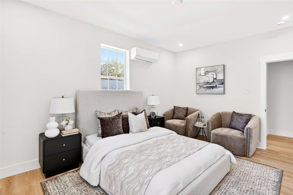 Dallas Land & Loan 02 - Residential