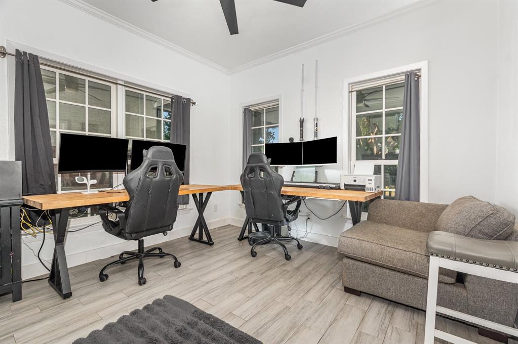 5235 Lakehill Boulevard