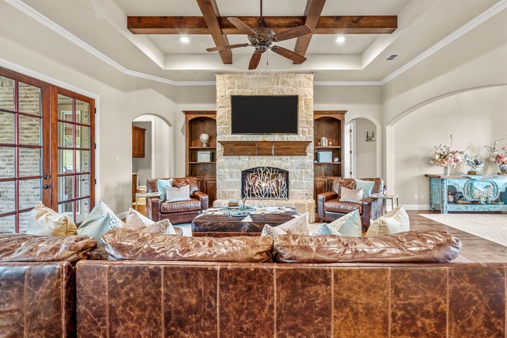 Bella Flora - Residential