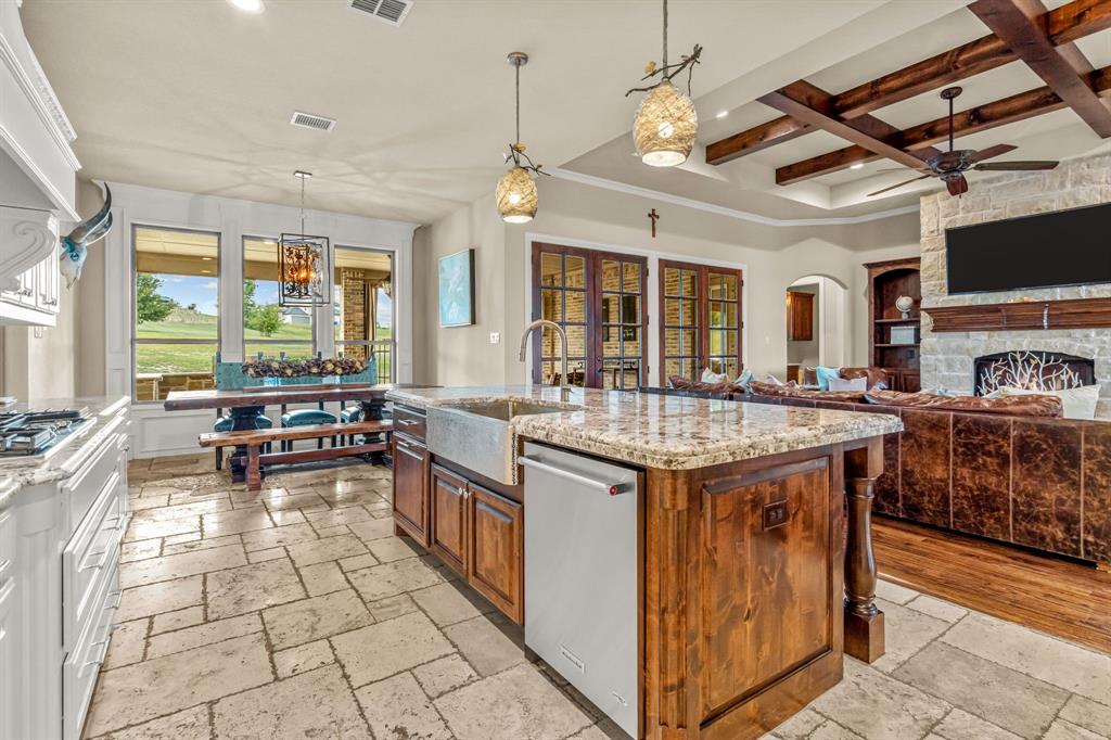 Bella Flora - Residential