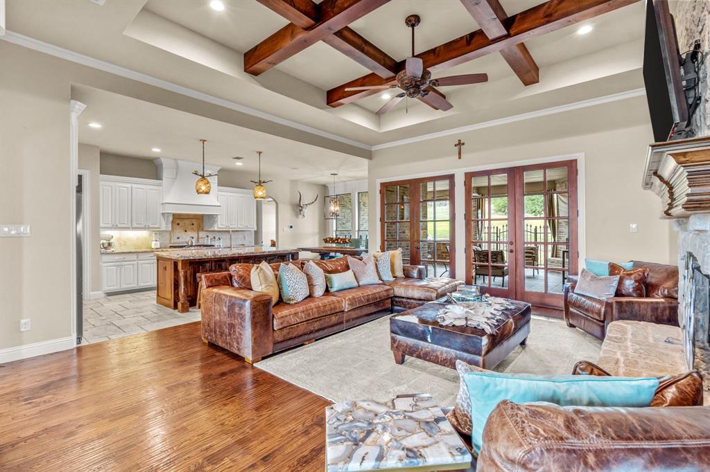 Bella Flora - Residential