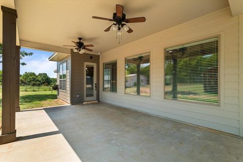 Tiny photo for 402 N Parkway Drive, Alvarado, TX 76009 (MLS # 20993341)
