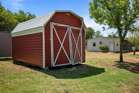Tiny photo for 402 N Parkway Drive, Alvarado, TX 76009 (MLS # 20993341)