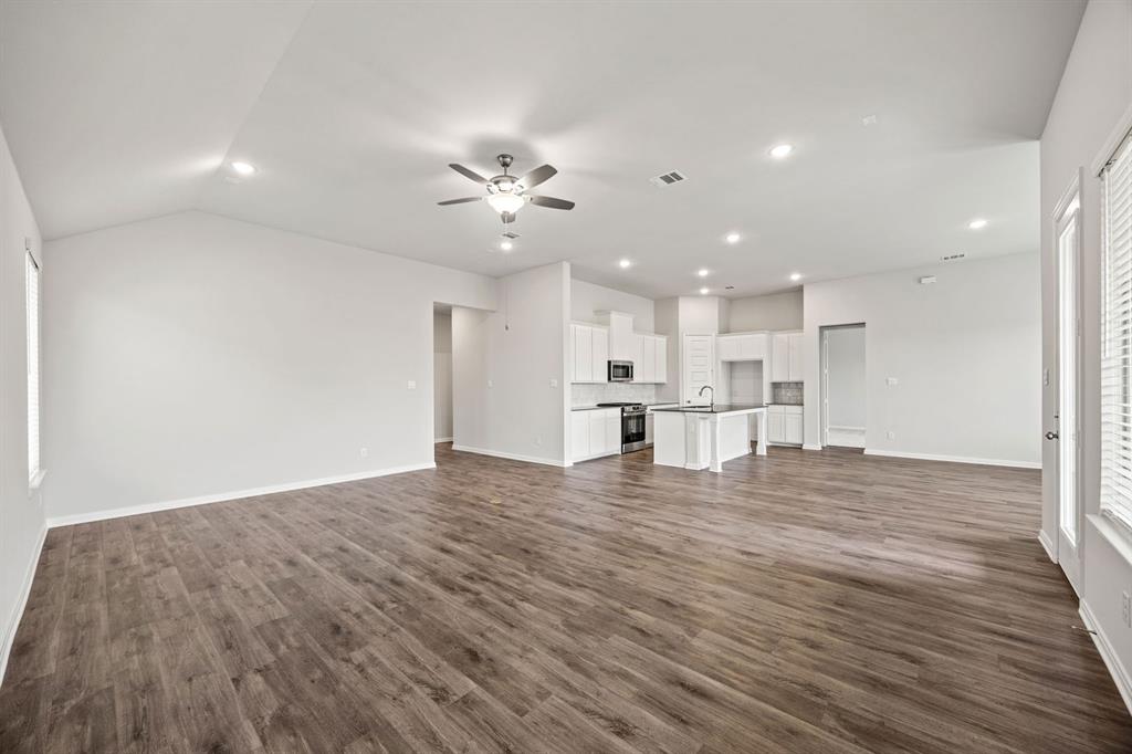 1506 Red Clover Avenue