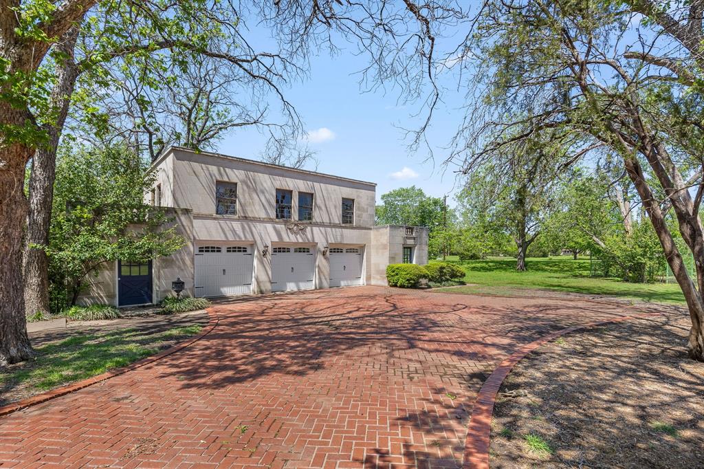 Country Club Estates - Residential