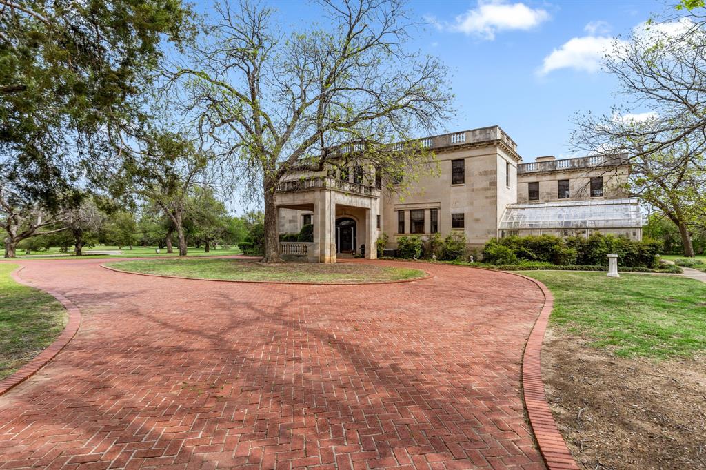 Country Club Estates - Residential