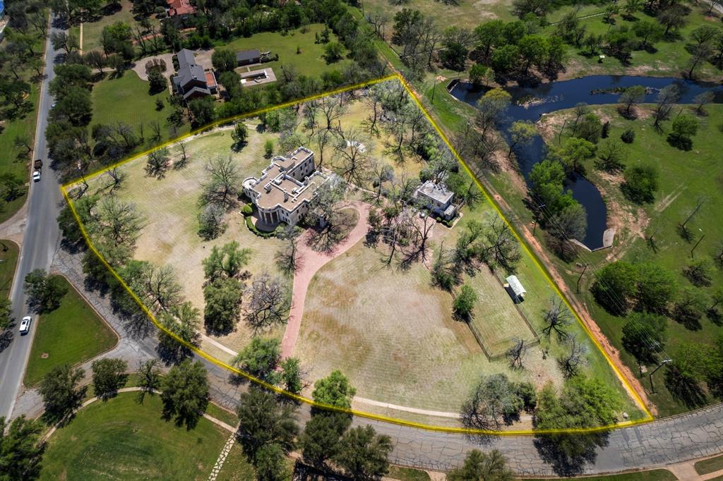 Country Club Estates - Residential