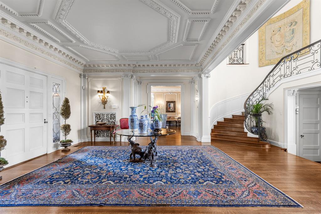 Country Club Estates - Residential