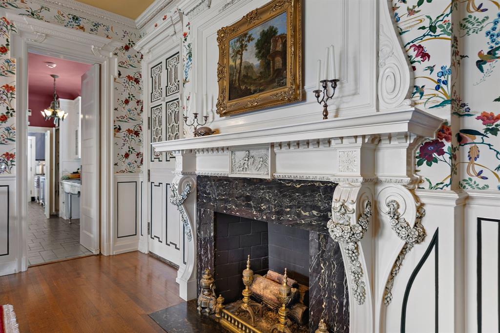 Country Club Estates - Residential