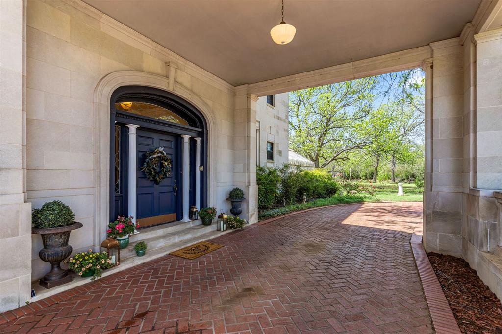 Country Club Estates - Residential