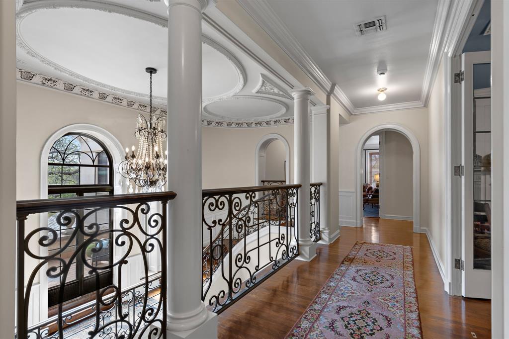 Country Club Estates - Residential