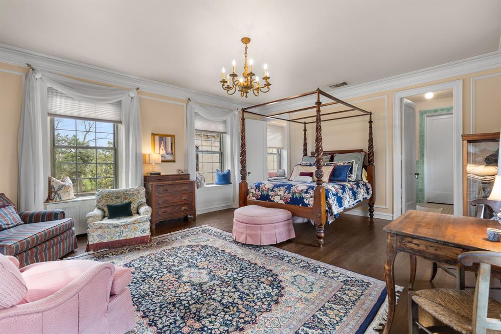 Country Club Estates - Residential