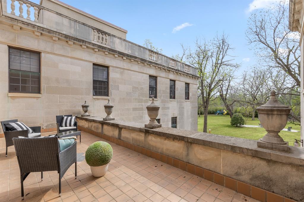 Country Club Estates - Residential