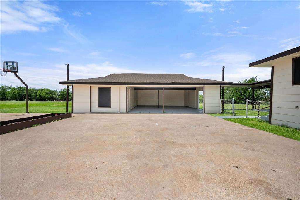 5835 County Road 2091