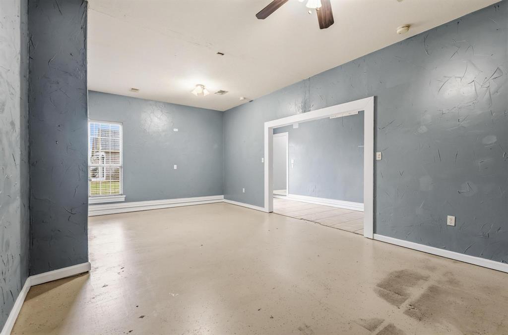 Lake Crest Village - Residential