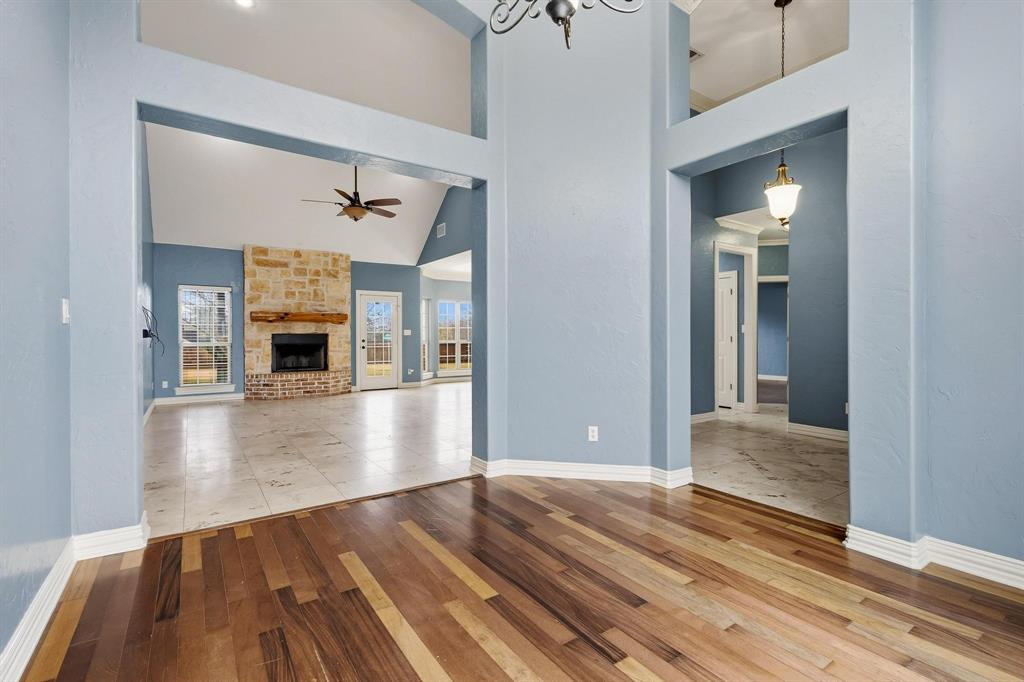 Lake Crest Village - Residential