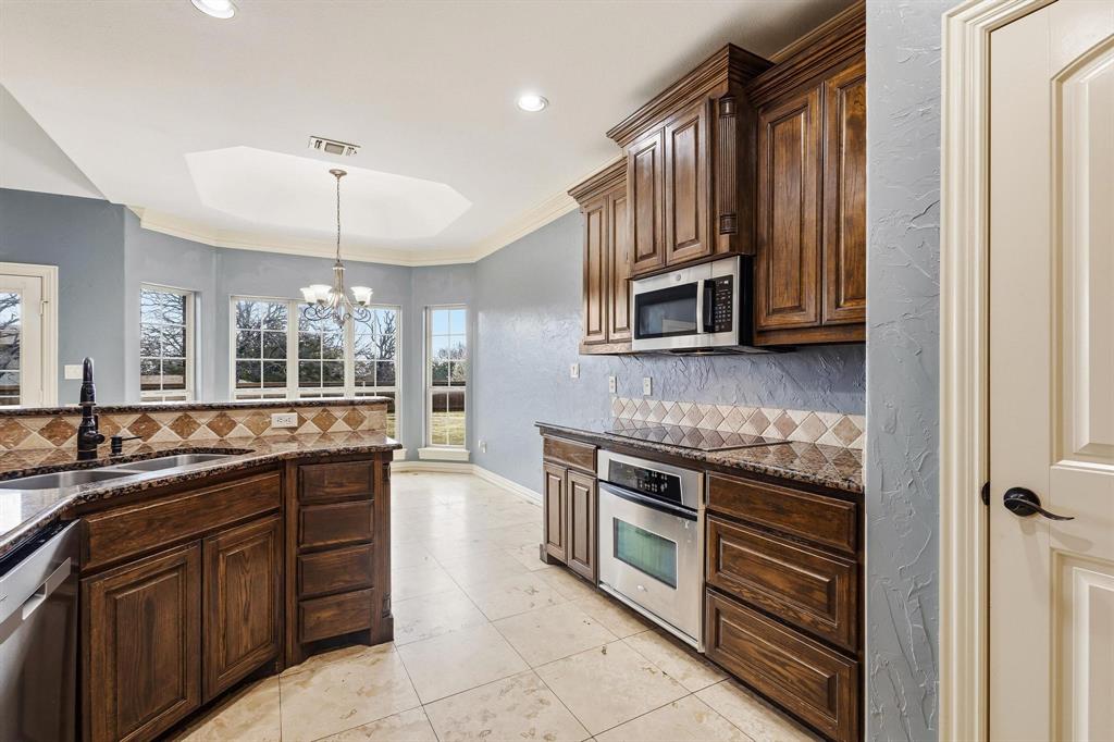 Lake Crest Village - Residential