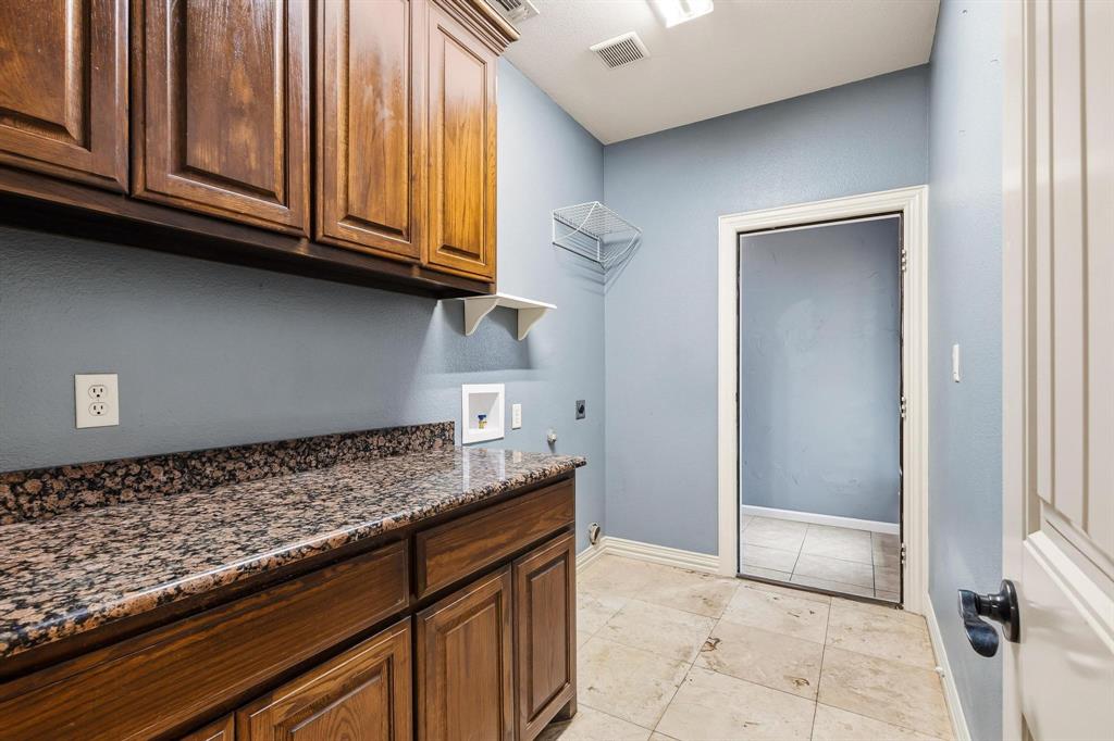 Lake Crest Village - Residential