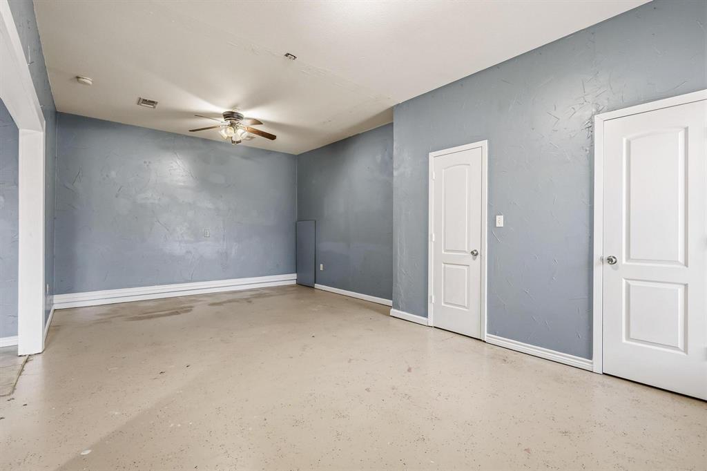 Lake Crest Village - Residential