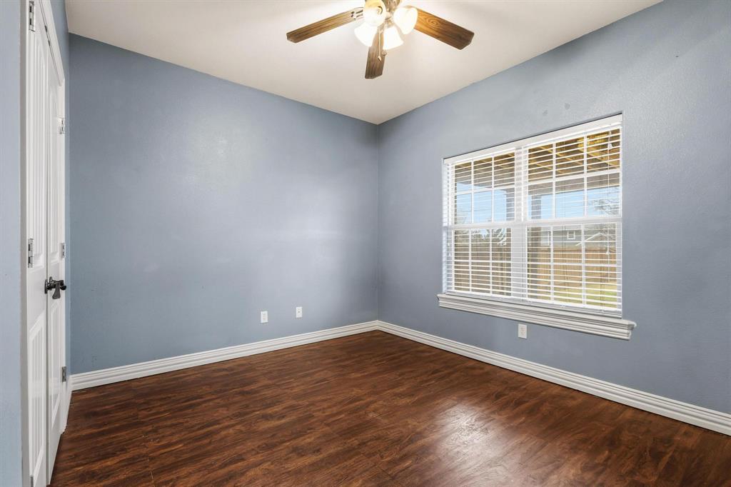 Lake Crest Village - Residential