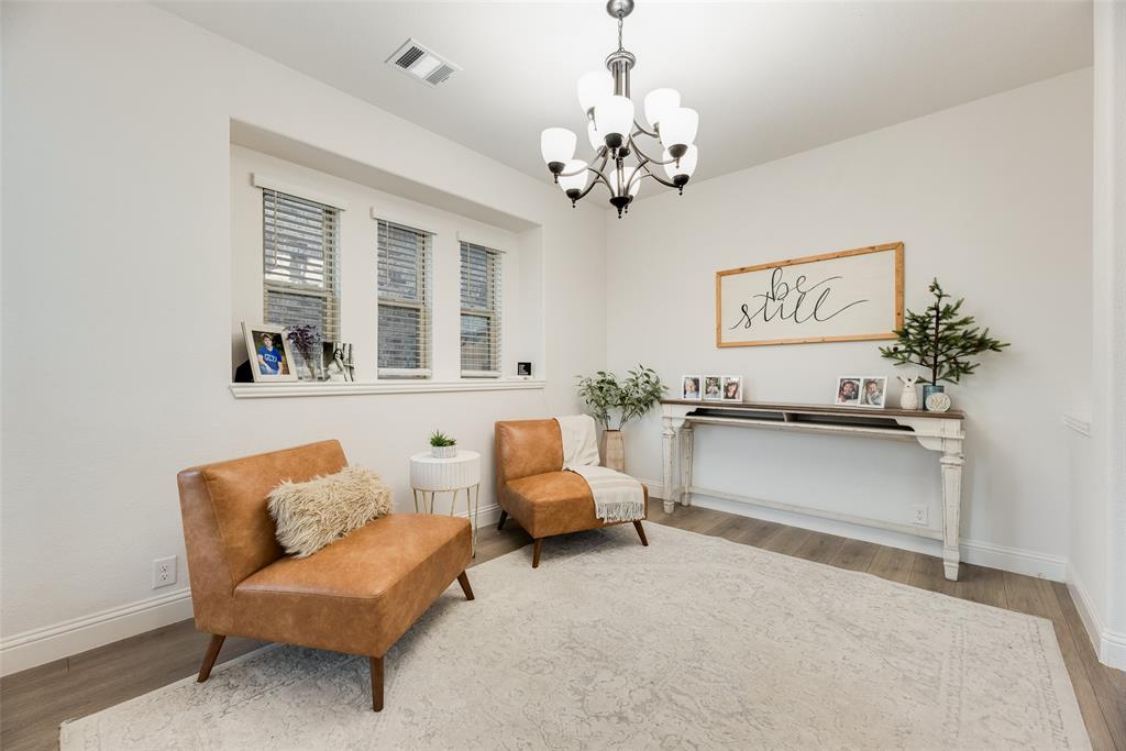 3208 Emerald Grove Lane