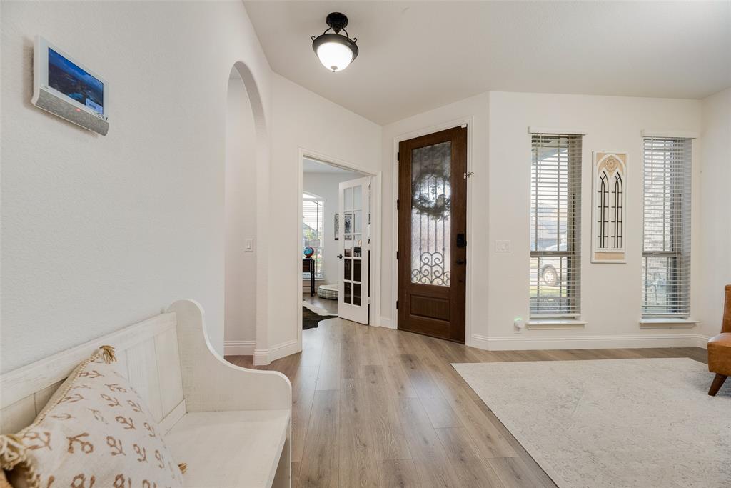 3208 Emerald Grove Lane