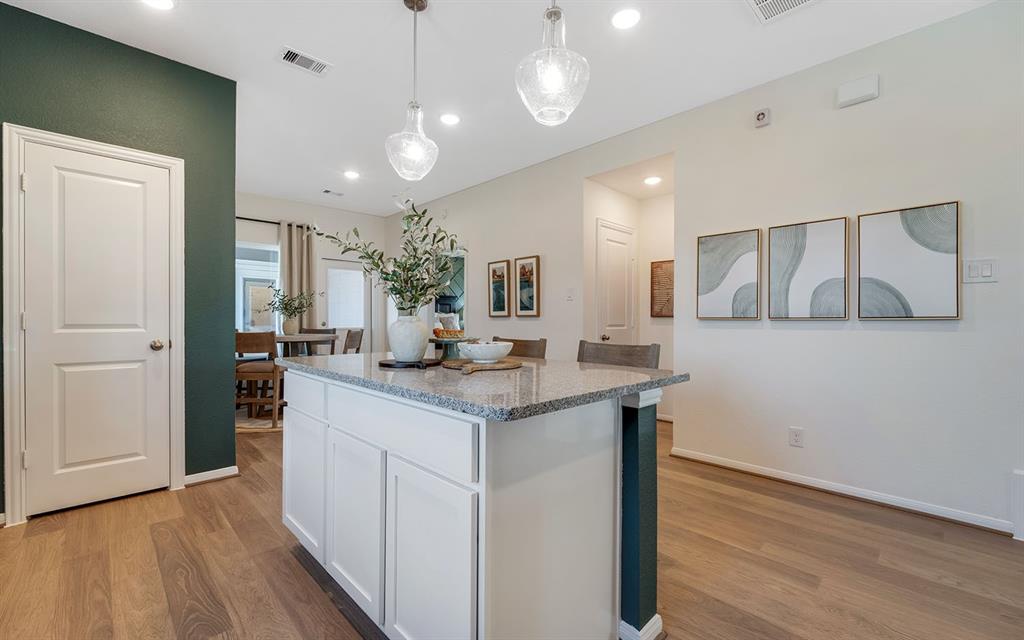 La Terra - Residential