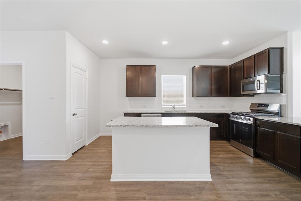 La Terra - Residential