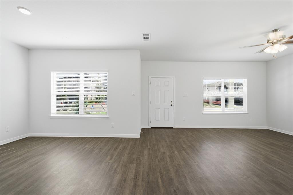 La Terra - Residential