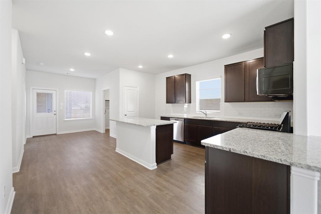 La Terra - Residential
