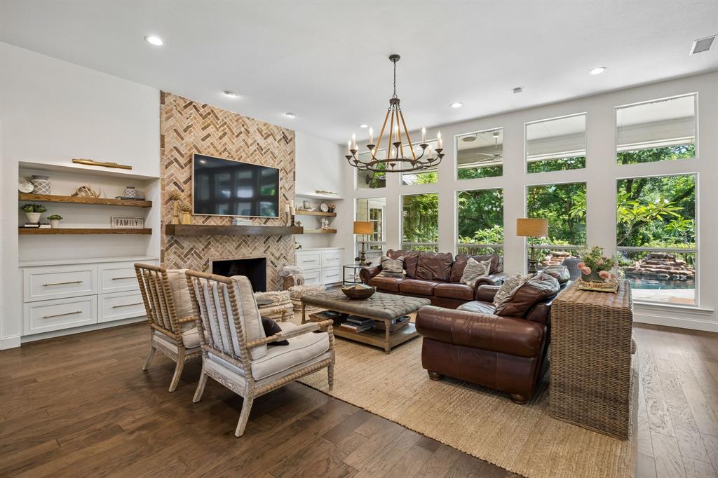 228 E Bethel Road