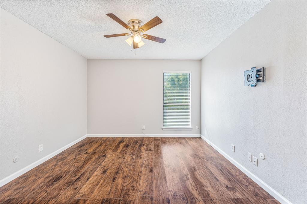 Cloisters Condo The - Residential