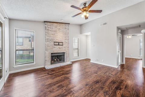 1204 Harwell Drive 2124 Arlington TX 76011