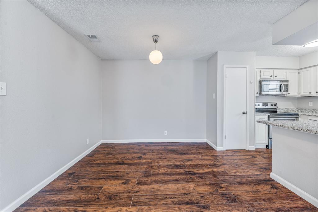 Cloisters Condo The - Residential