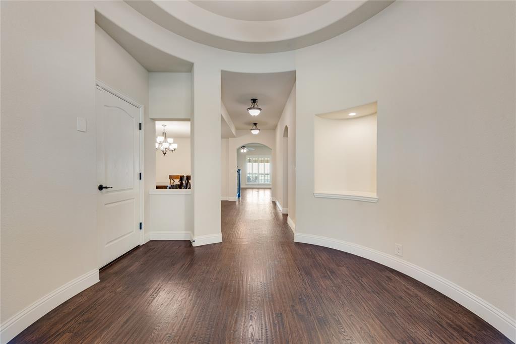 1207 Glasbury Glen Way
